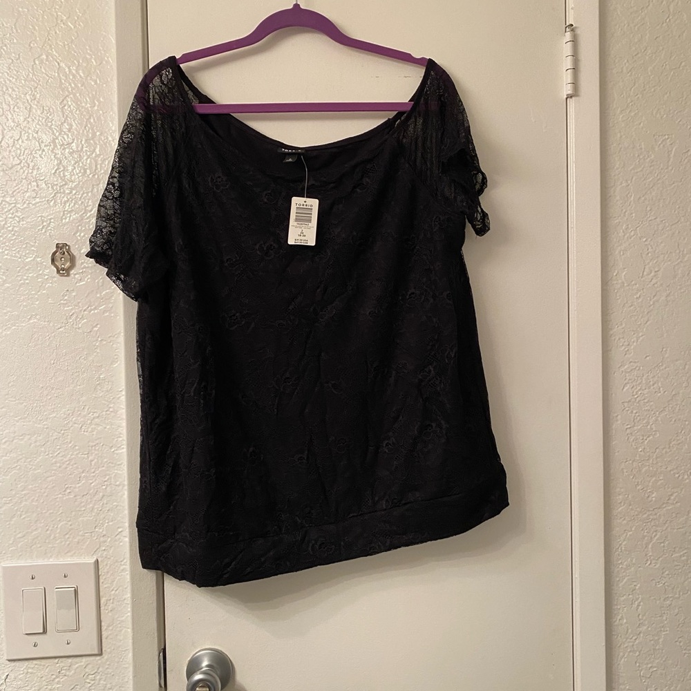 Torrid one shoulder top - Picture 2 of 4